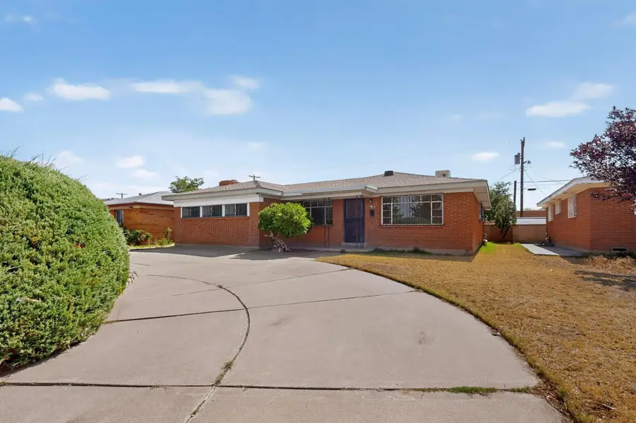 628 Kentucky Street Se, Albuquerque, NM 87108 - #2