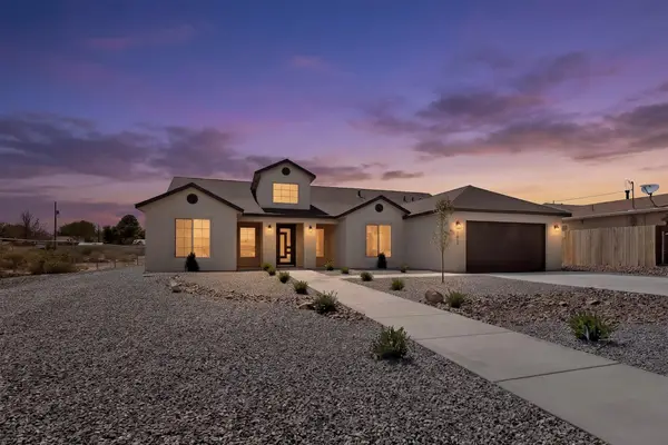 1613 33rd Street Se, Rio Rancho, NM 87124