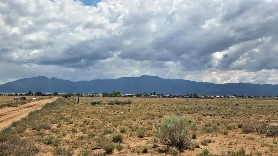 18 High Deal Drive, Los Lunas, NM 87031 - #3