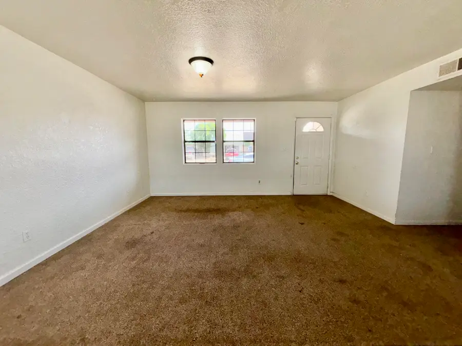 816 La Luz Drive, Belen, NM 87002 - #2