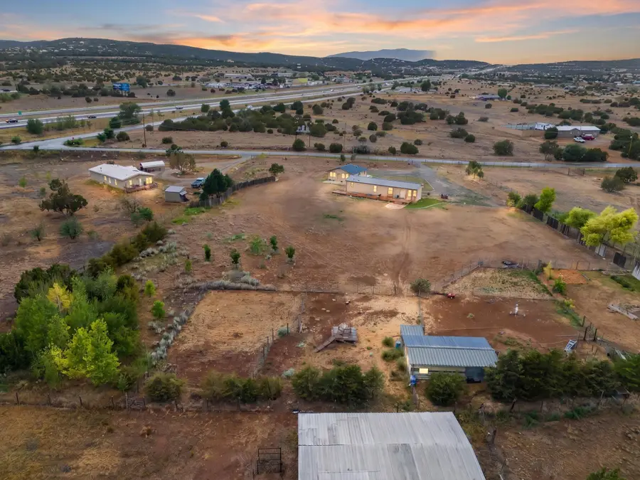 6 County Line Road, Edgewood, NM 87015 - #3