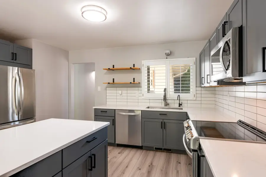 3413 Florida Street Ne, Albuquerque, NM 87110 - #3