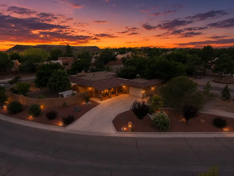 4900 Fairfax Drive Nw, Albuquerque, NM 87114 - #3