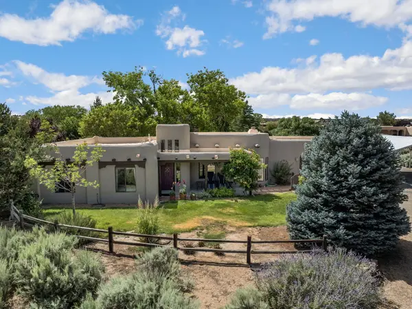 100 Sherlock Court, Corrales, NM 87048