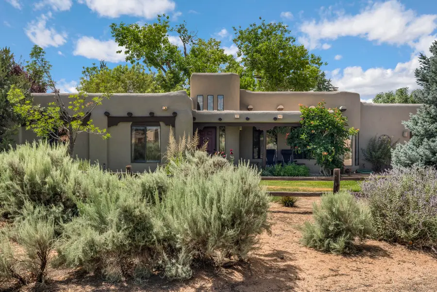 100 Sherlock Court, Corrales, NM 87048 - #2