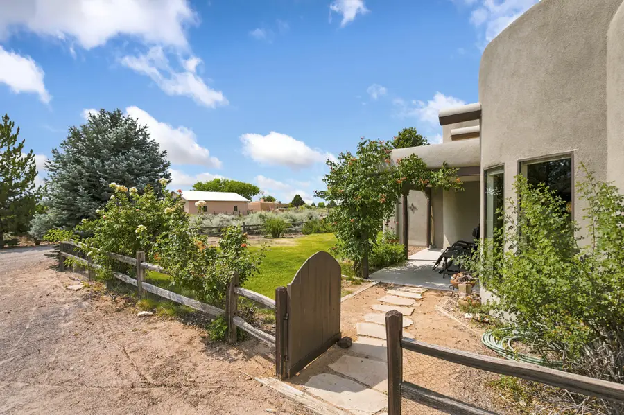 100 Sherlock Court, Corrales, NM 87048 - #3