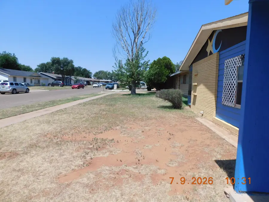 620 W 18th Street, Clovis, NM 88101 - #2