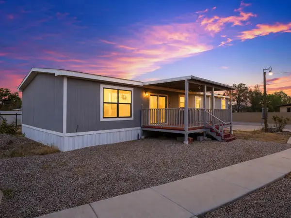 5220 Cerritos Avenue, Los Lunas, NM 87031