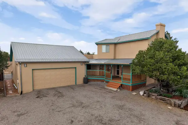 16 Abajo Court, Edgewood, NM 87015
