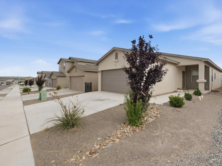 6331 Gannett Drive Ne, Rio Rancho, NM 87144 - #3