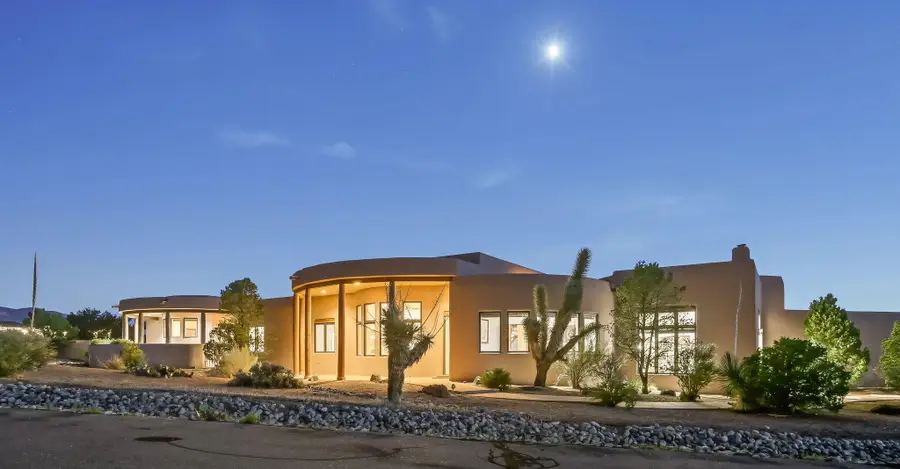 9800 Desert Mountain Road Ne, Albuquerque, NM 87122 - #3