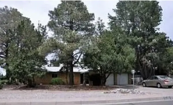 6101 Mitchell Avenue Se, Albuquerque, NM 87108
