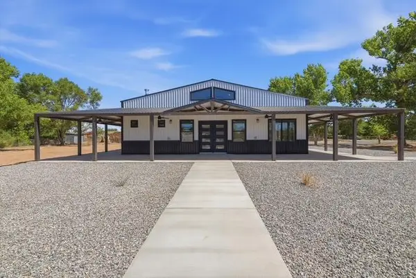 875 Calle Del Bosque, Bosque Farms, NM 87068