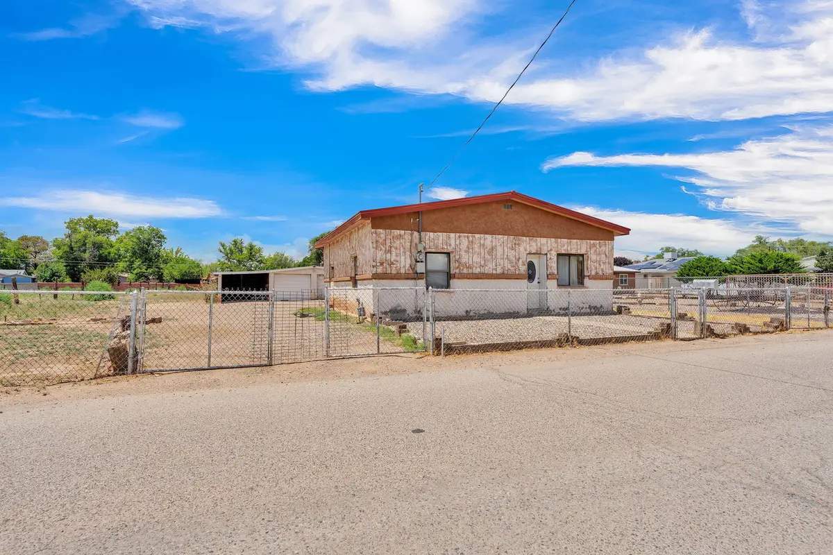 633 Wisconsin Street, Belen, NM 87002 - #1