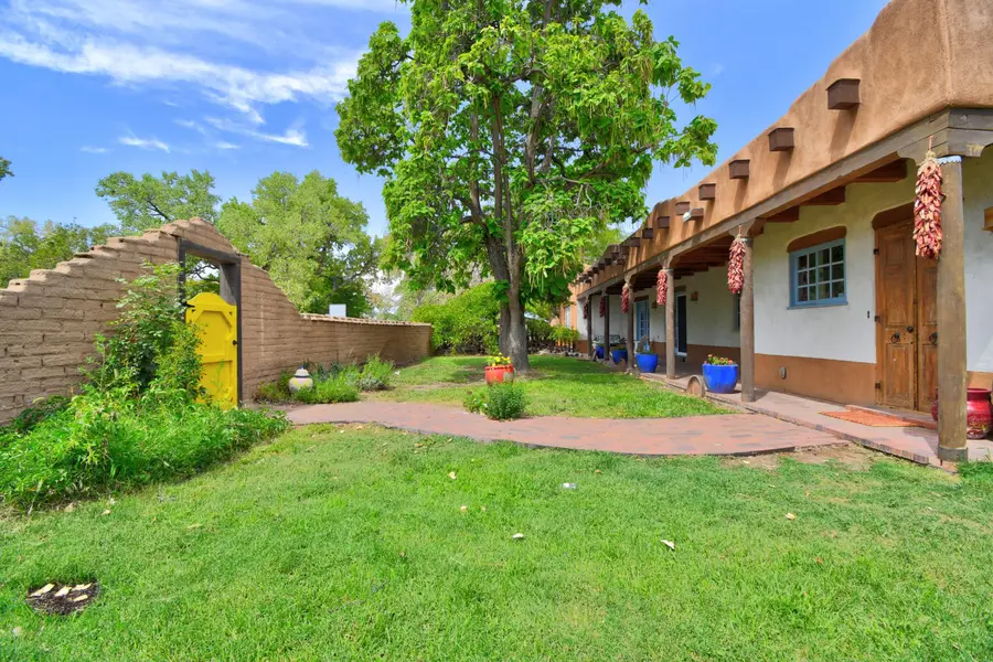 32 Priestly Place, Corrales, NM 87048 - #3