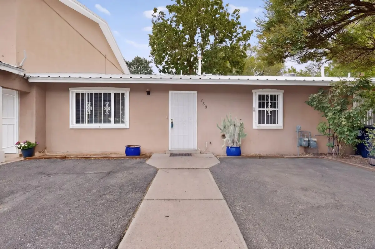 753 Camino Floretta Nw, Albuquerque, NM 87107 - #1