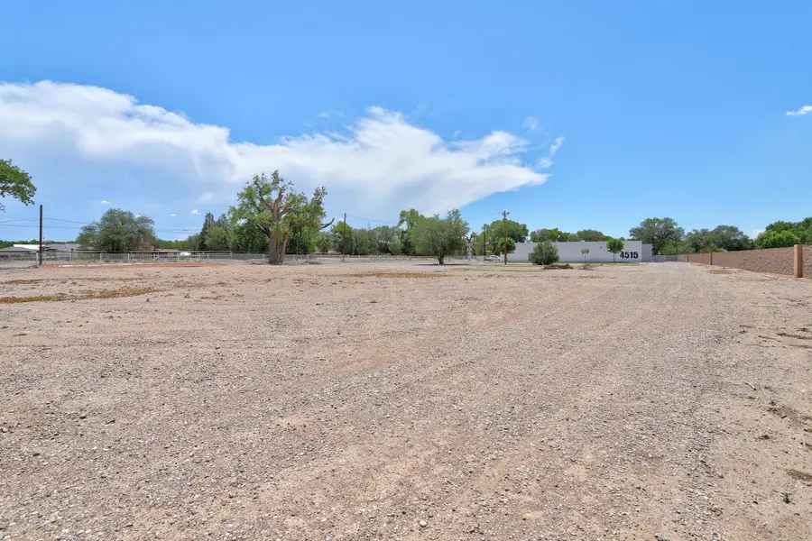 4509 Isleta Boulevard Sw, Albuquerque, NM 87105 - #2