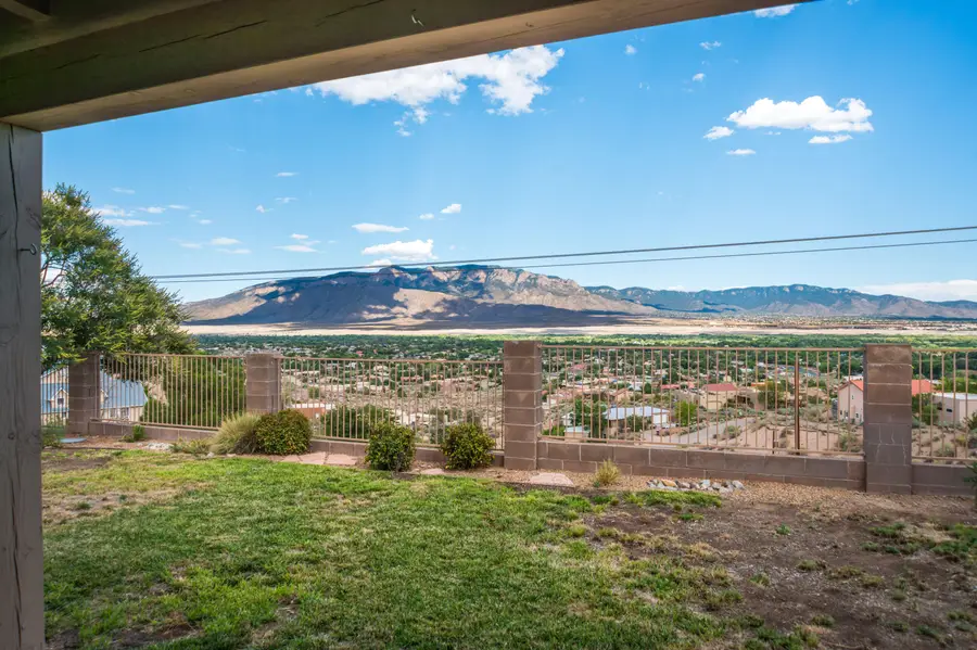 1050 Joshua Drive Se, Rio Rancho, NM 87124 - #3