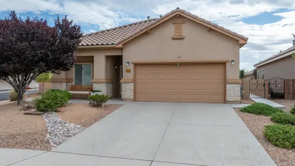 800 Purple Aster Drive, Bernalillo, NM 87004