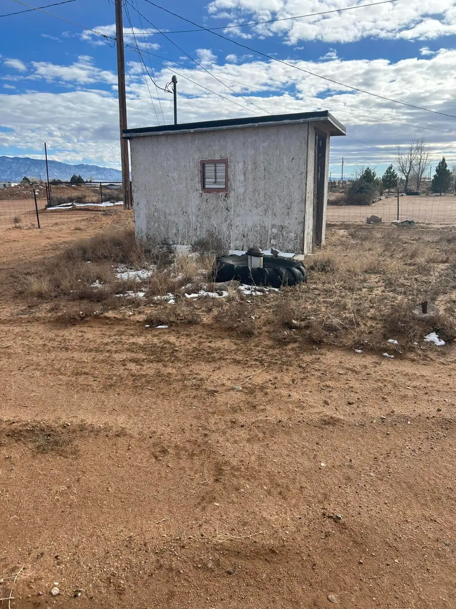 3 Dusty Rose Lane, Los Lunas, NM 87031 - #2