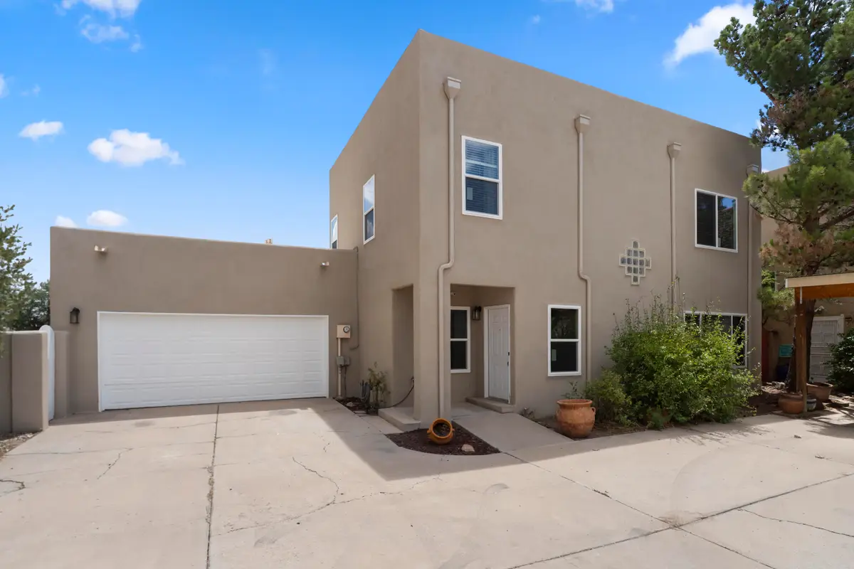 506 Phoenix Avenue Nw, Albuquerque, NM 87107 - #1