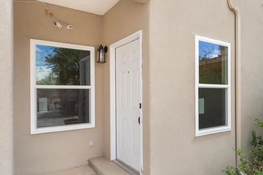 506 Phoenix Avenue Nw, Albuquerque, NM 87107 - #2