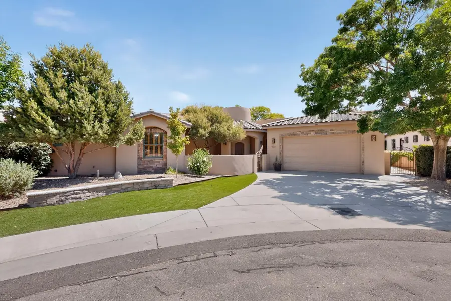 236 Anna Maria Place Sw, Albuquerque, NM 87105 - #2