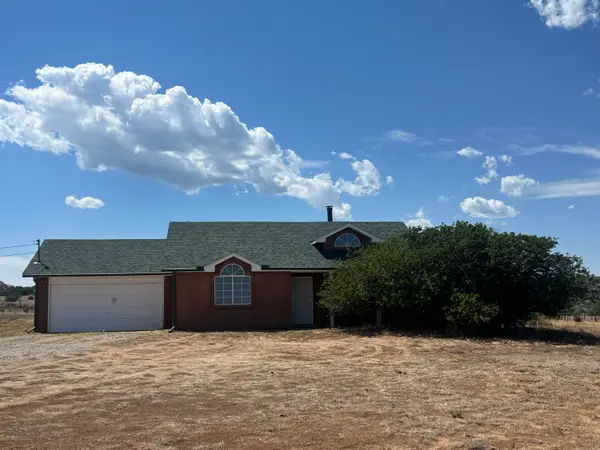 11 Lynch Trail, Edgewood, NM 87015