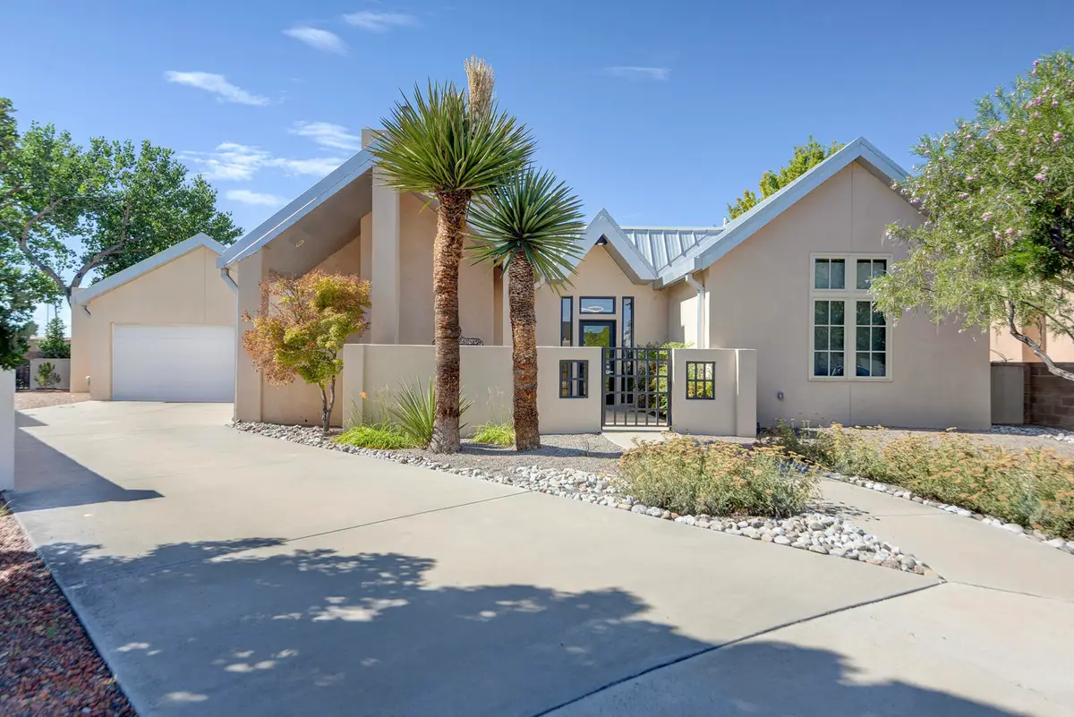 2204 Via Granada Place Nw, Albuquerque, NM 87104 - #1