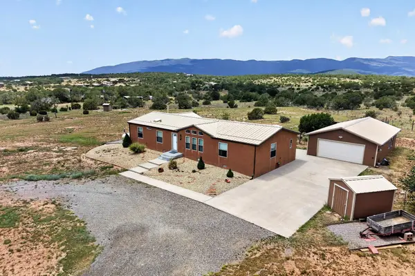 13 Crystal Gardens Lane, Tijeras, NM 87059