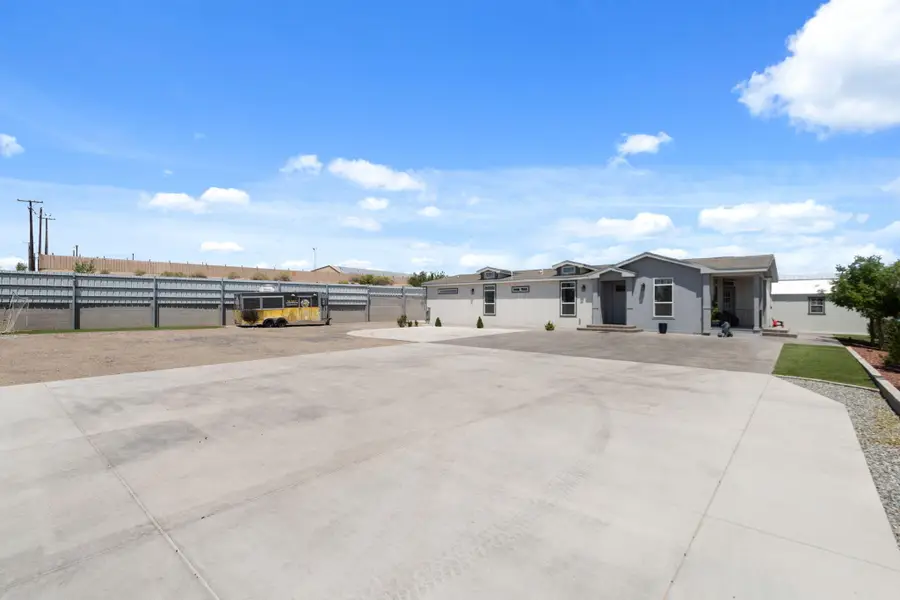 3447 Blake Road Sw, Albuquerque, NM 87105 - #2