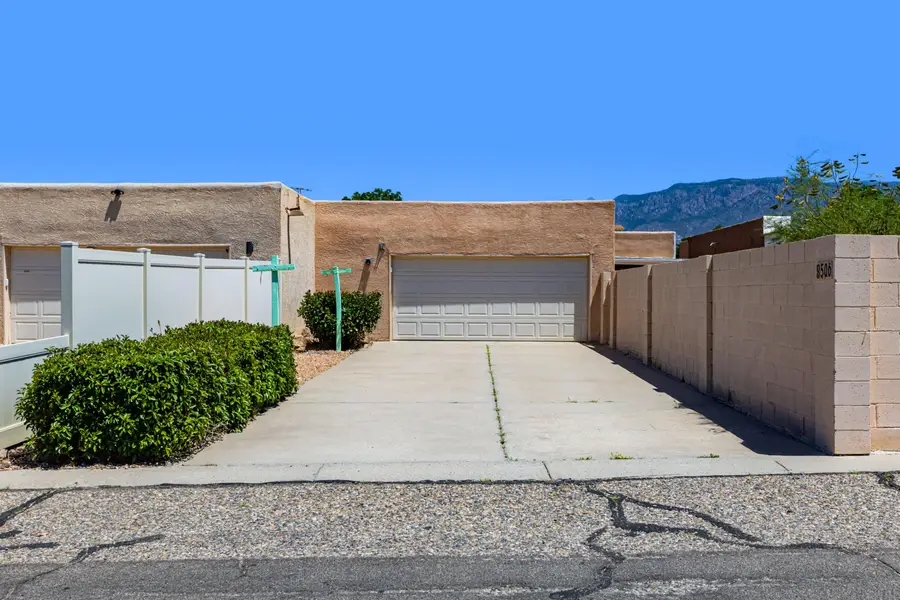 8506 Chambers Place Ne, Albuquerque, NM 87111 - #2