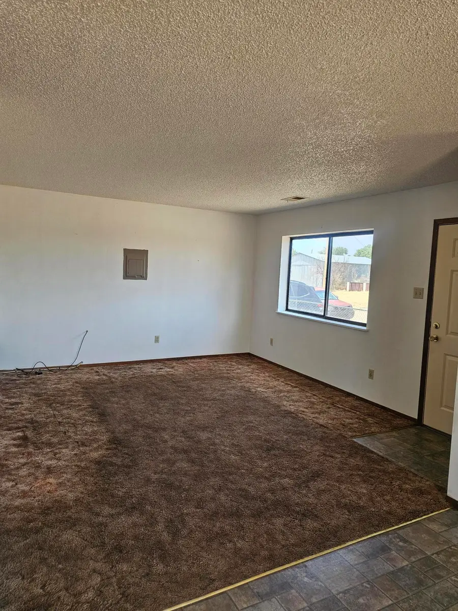 101 Black Street, Santa Rosa, NM 88435 - #2