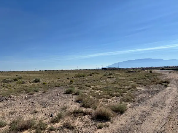 Scenic Drive, Albuquerque, NM 87120