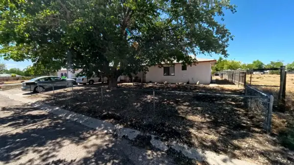 326 Clara Lane, Rio Communities, NM 87002