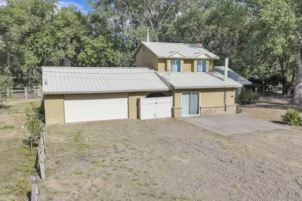 96 D Molina Road, Peralta, NM 87042