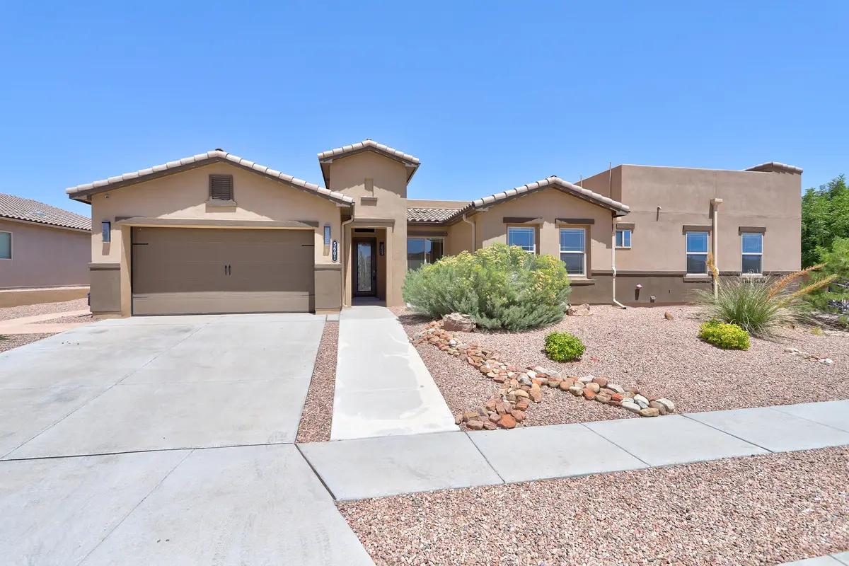 5601 Pikes Peak Loop Ne, Rio Rancho, NM 87144 - #1