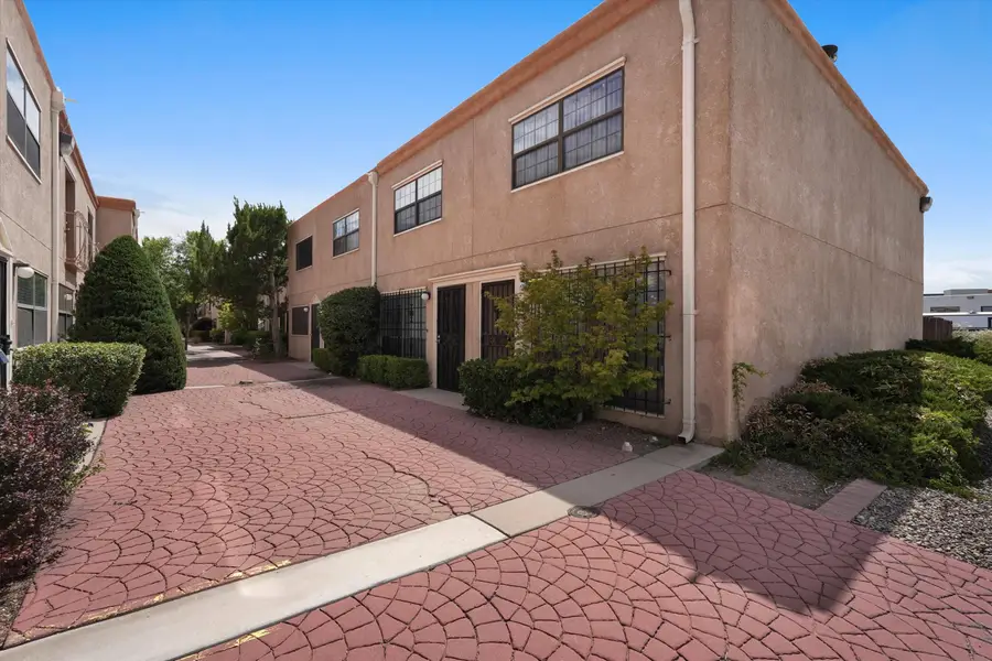 6041 Sequoia Road Nw #D14, Albuquerque, NM 87120 - #2