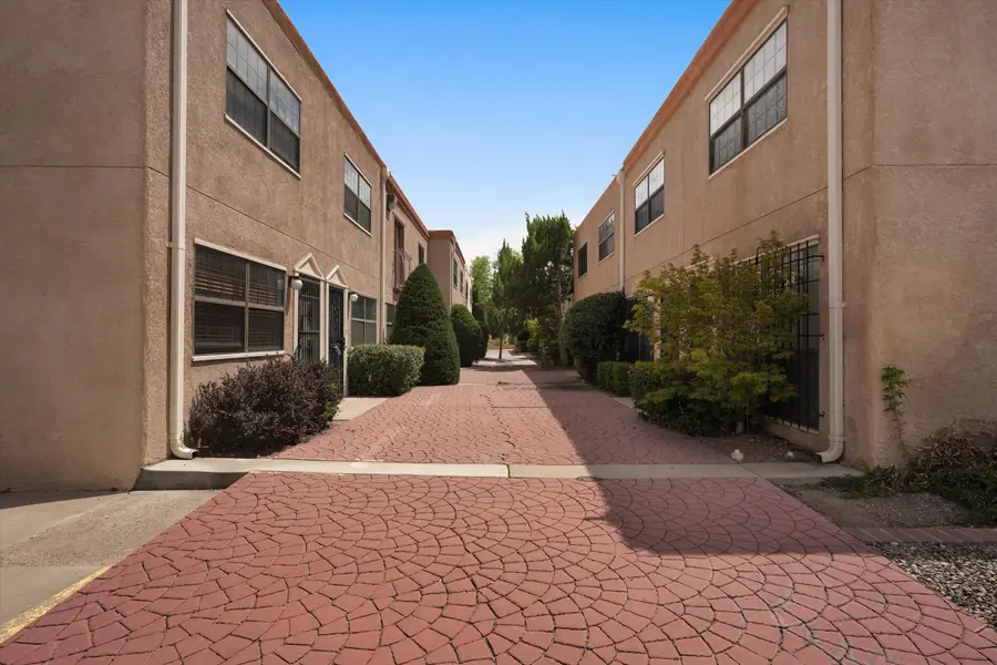 6041 Sequoia Road Nw #D14, Albuquerque, NM 87120 - #3