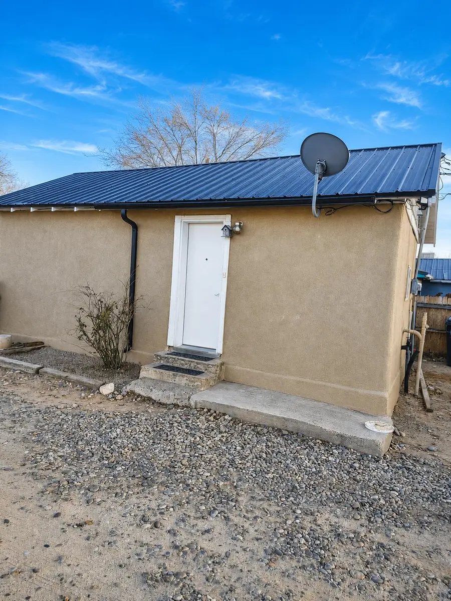 1709 Walter Street Se, Albuquerque, NM 87102 - #2