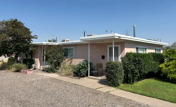 1805 Alvarado Drive Ne, Albuquerque, NM 87110