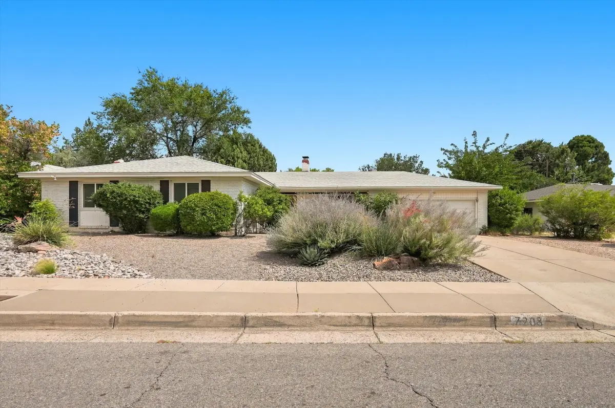 7208 Pickard Avenue Ne, Albuquerque, NM 87110 - #1
