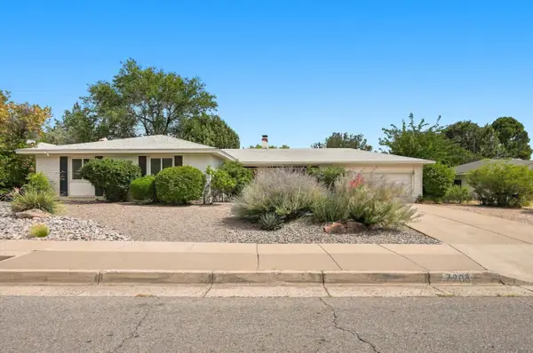 7208 Pickard Avenue Ne, Albuquerque, NM 87110
