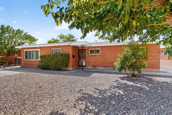 1809 Cornell Drive Se, Albuquerque, NM 87106