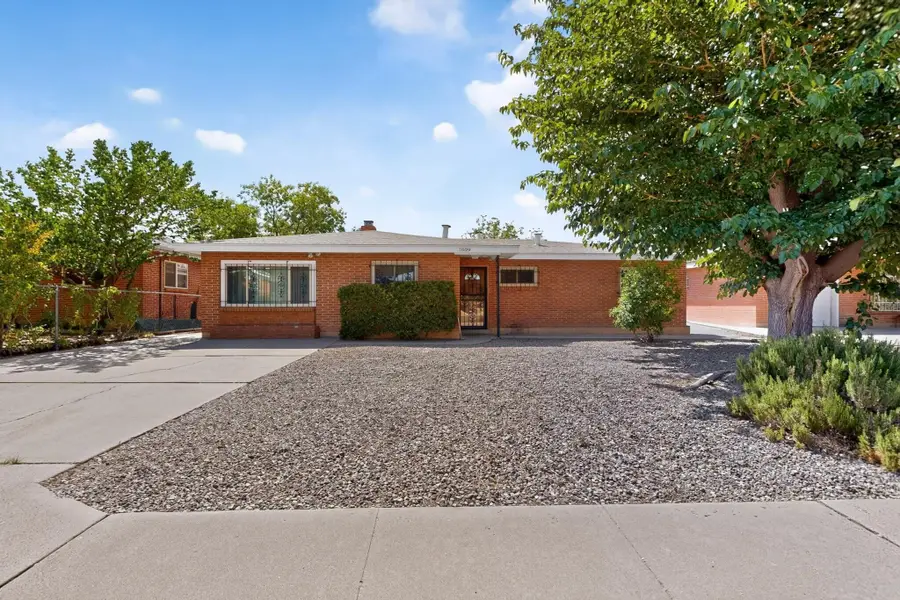 1809 Cornell Drive Se, Albuquerque, NM 87106 - #2