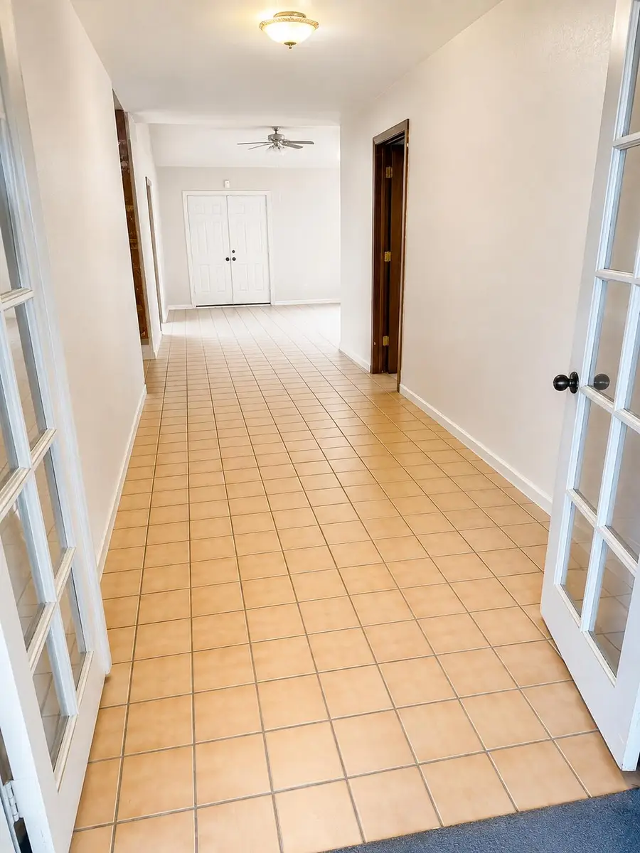 2005 Tapia Boulevard Sw, Albuquerque, NM 87105 - #2
