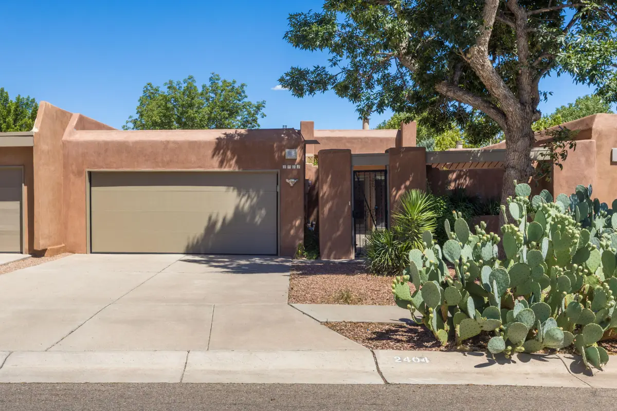 2404 Don Pedro Nw, Albuquerque, NM 87104 - #1