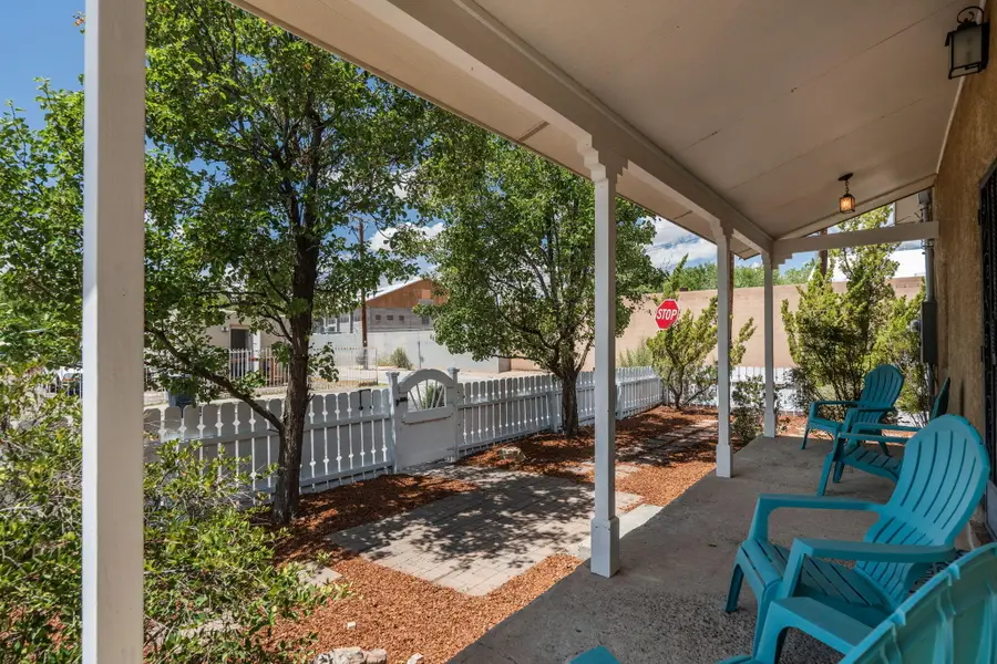 1023 11th Street Sw, Albuquerque, NM 87102 - #2