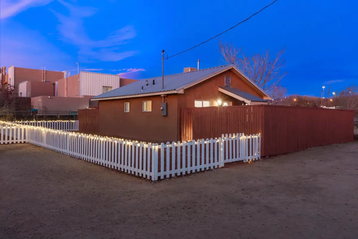313 Mcknight Avenue Ne #A,B,C,M, Albuquerque, NM 87102 - #1