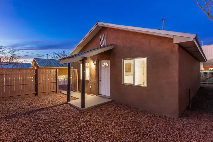 313 Mcknight Avenue Ne #A,B,C,M, Albuquerque, NM 87102 - #2